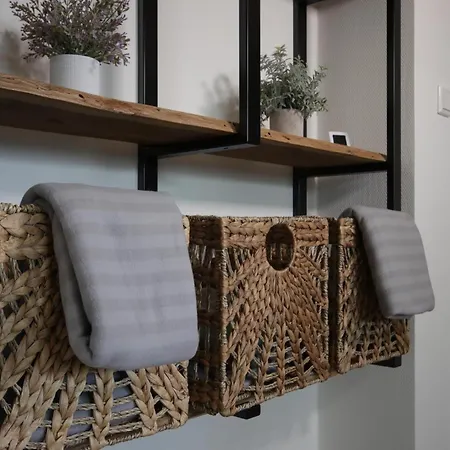 Kueste33-6 Lufi アパート ブットヤーディンゲン